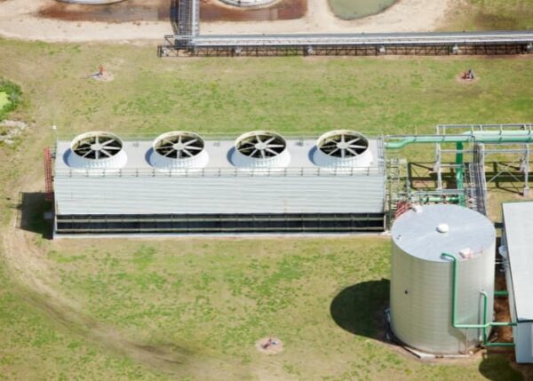 Desafíos en torres de enfriamiento de agua y soluciones efectivas